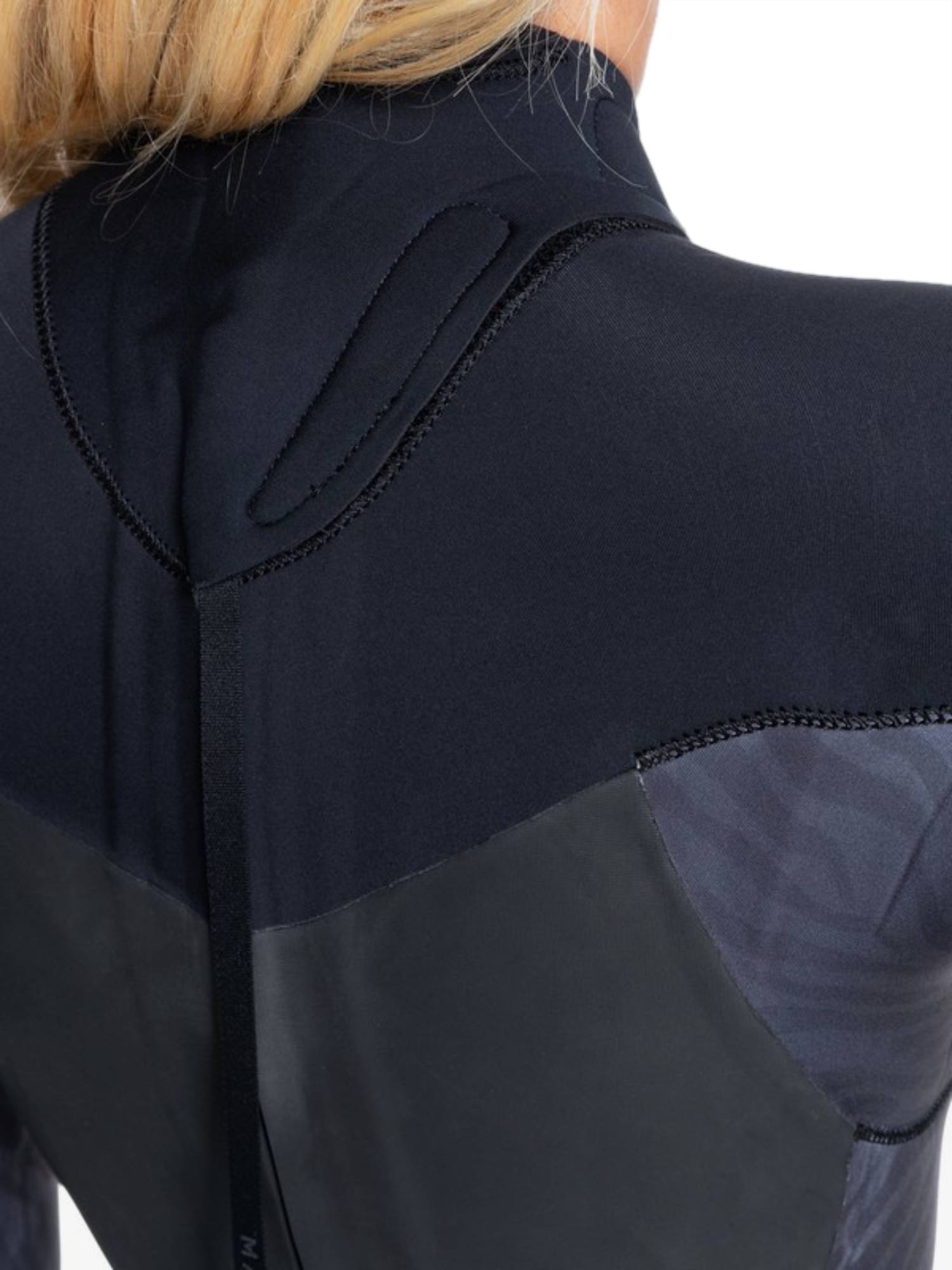 Roxy Syncro 3/2mm Back-Zip GBS Fullsuit XKKK-Black-Black-Black 2