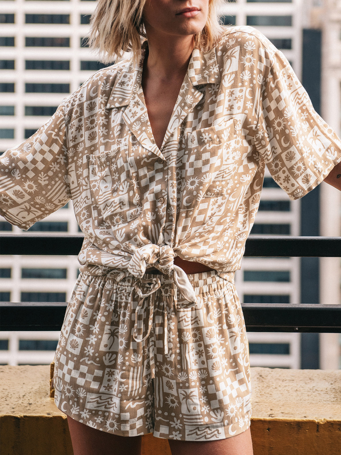 VOLCOM SUNNY DAZE SS MOC-MOCHA L