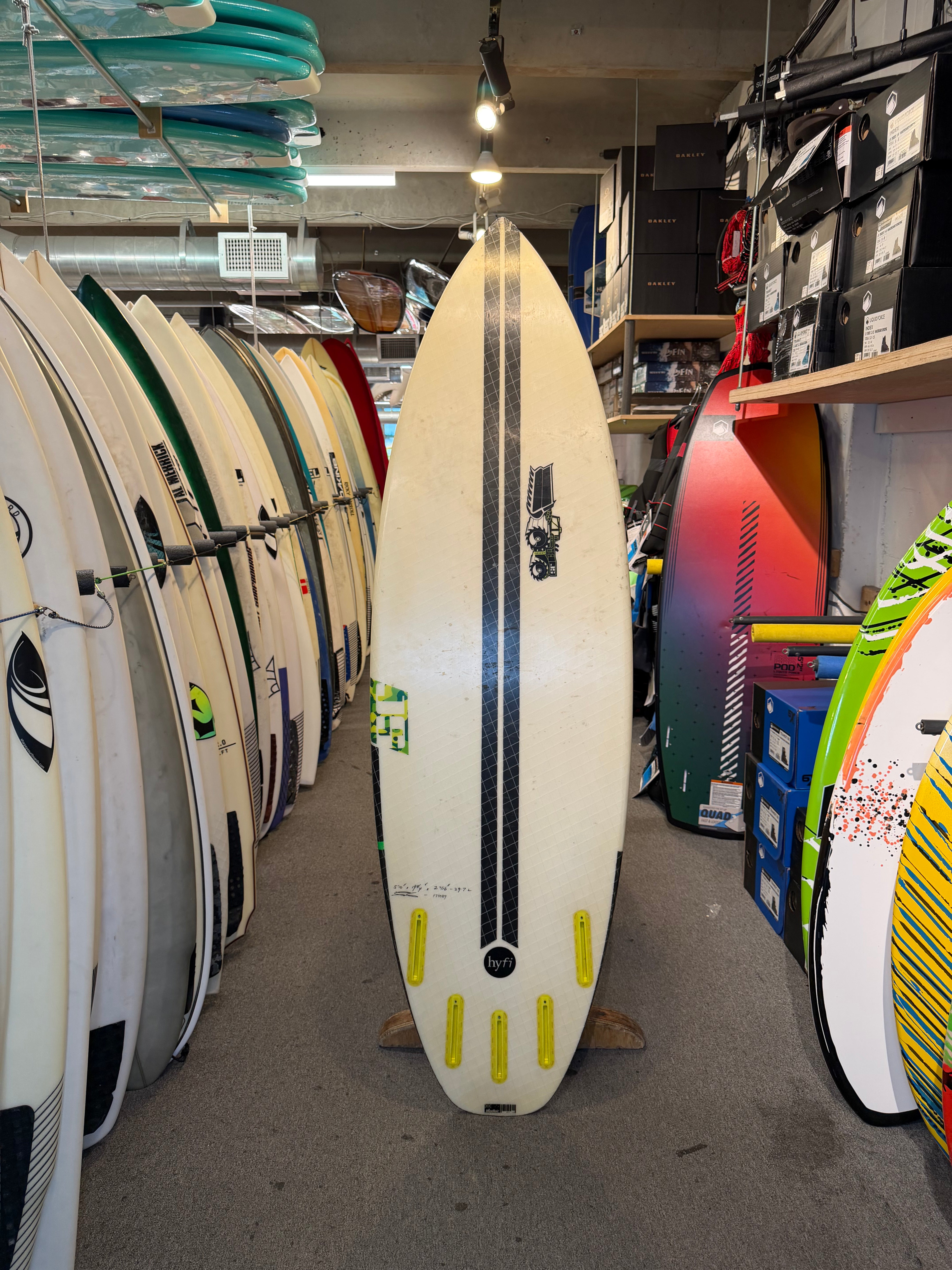 5ft10in JS Industries Blak Box 2, USED