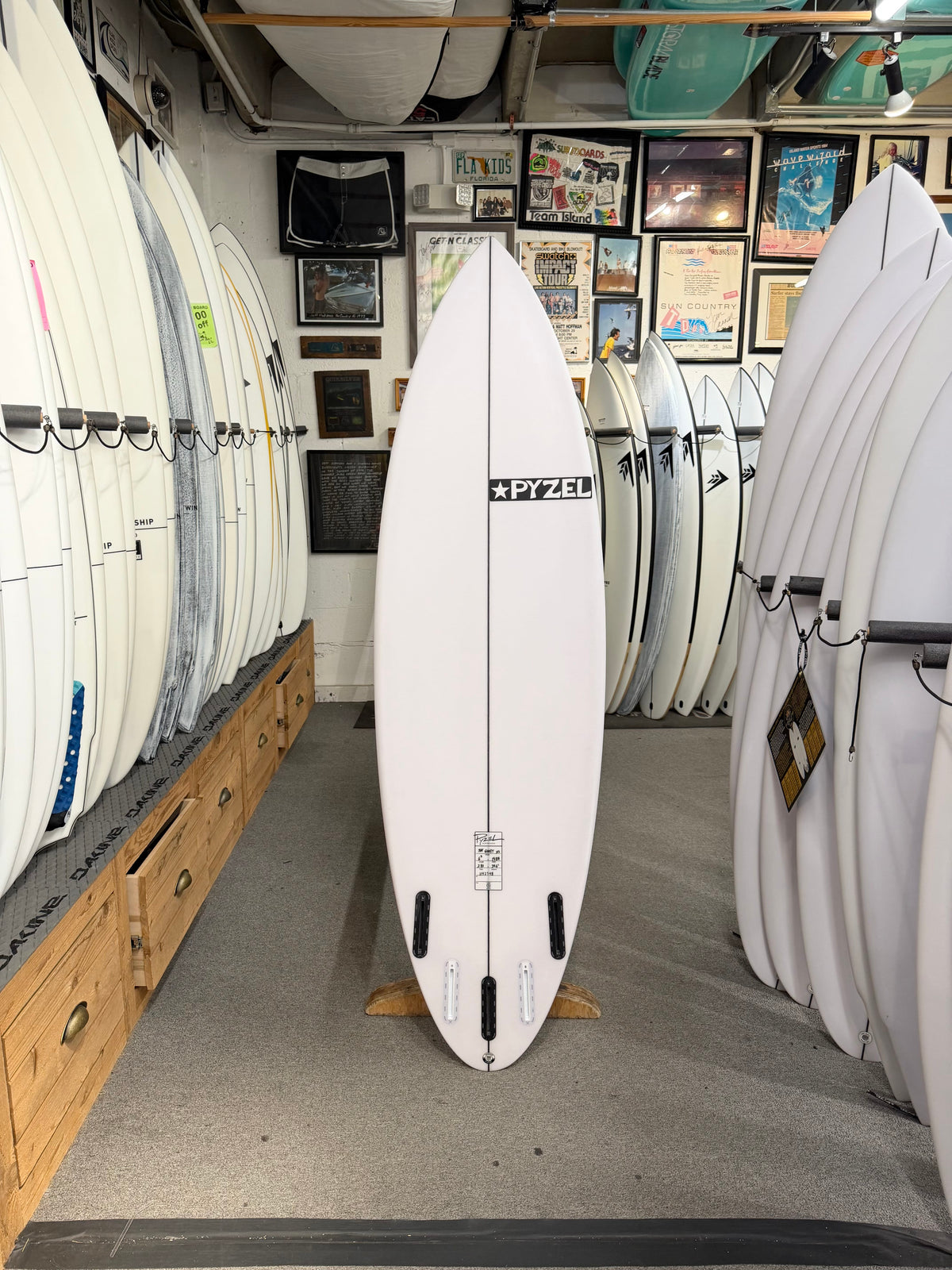 Pyzel Surfboards Ghost XL 5-Fin Futures 6ft2in