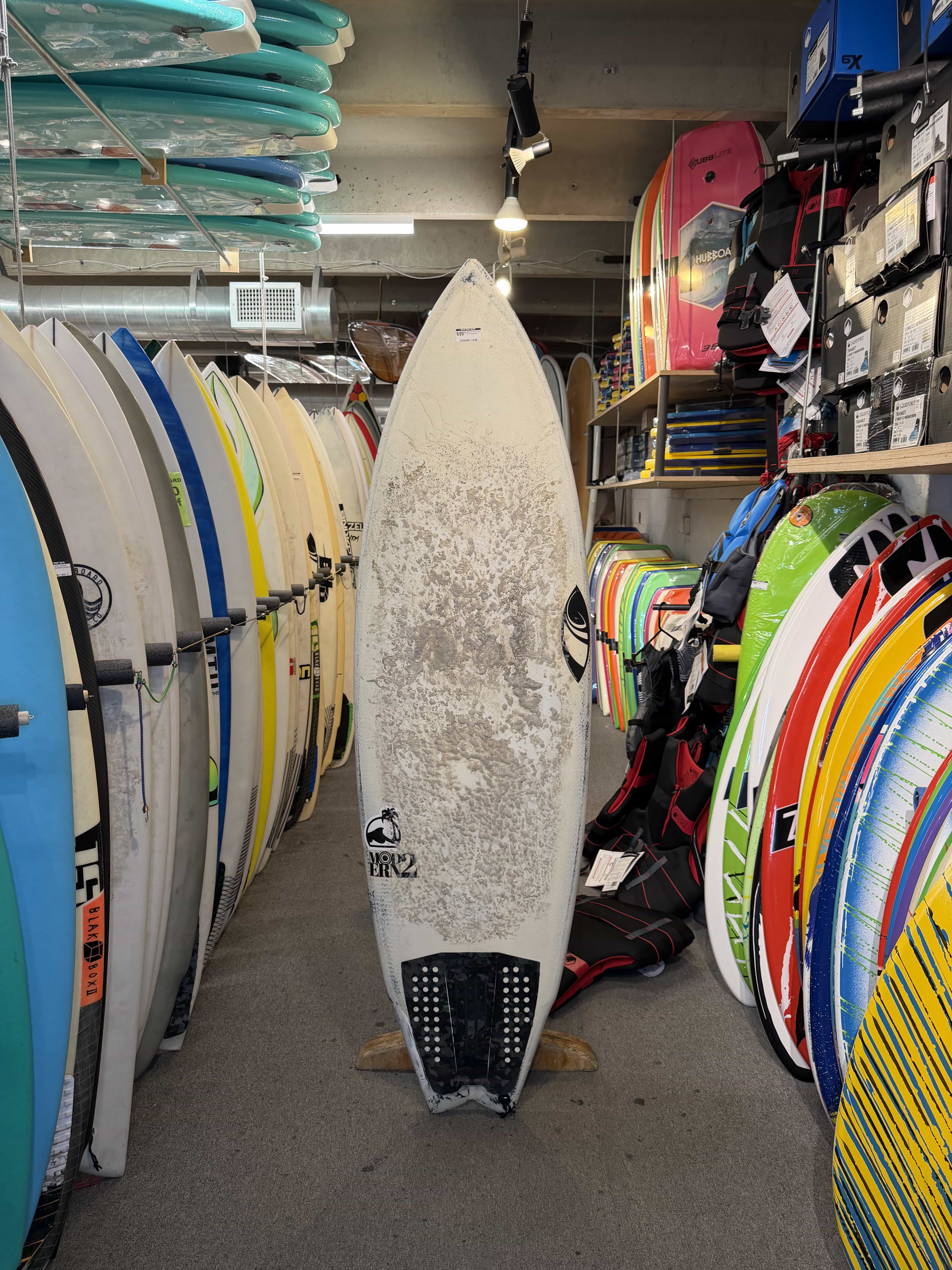 6ft0in Sharp Eye Dark Arts Consignment - Cottrell