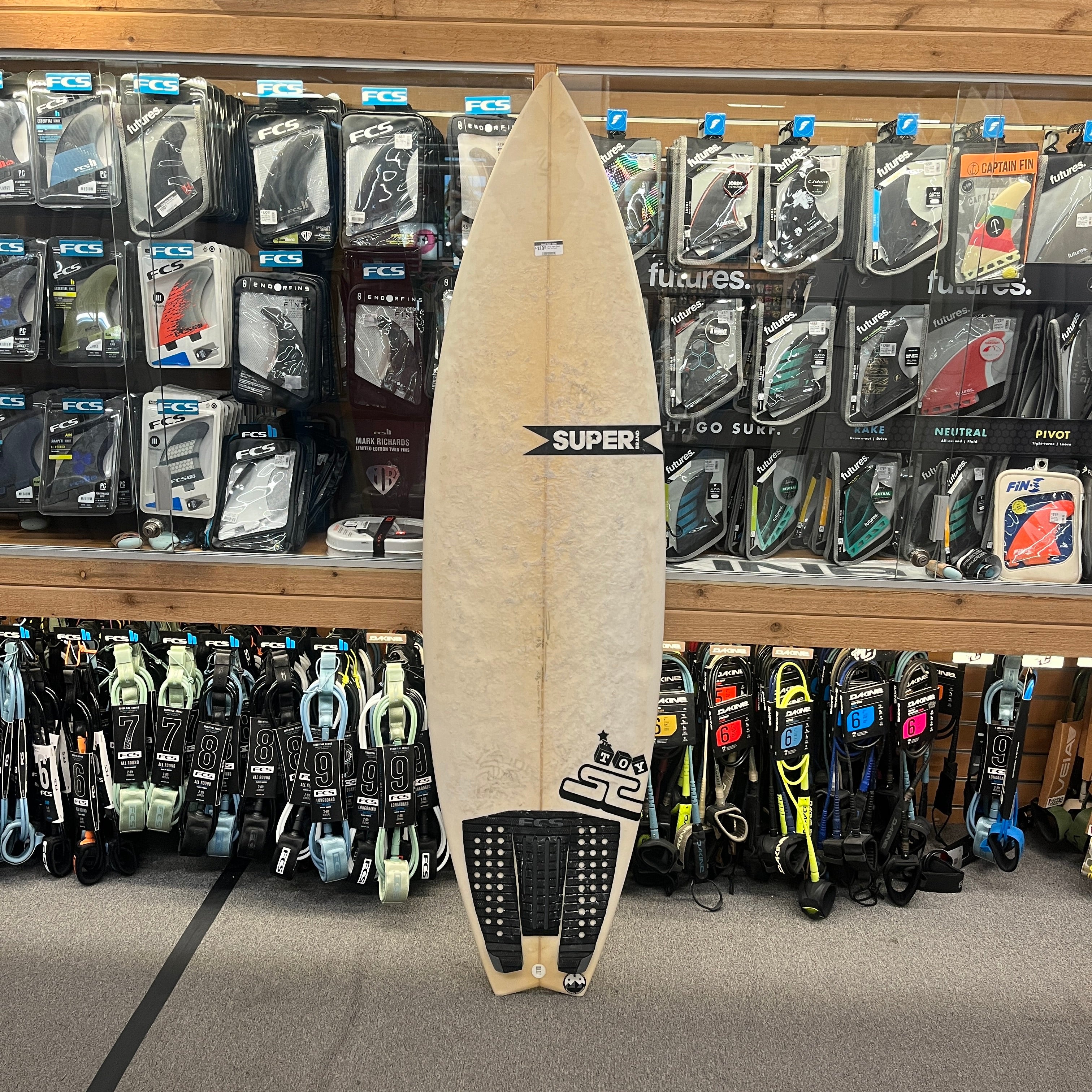 5ft7in Super Brand The Toy Used