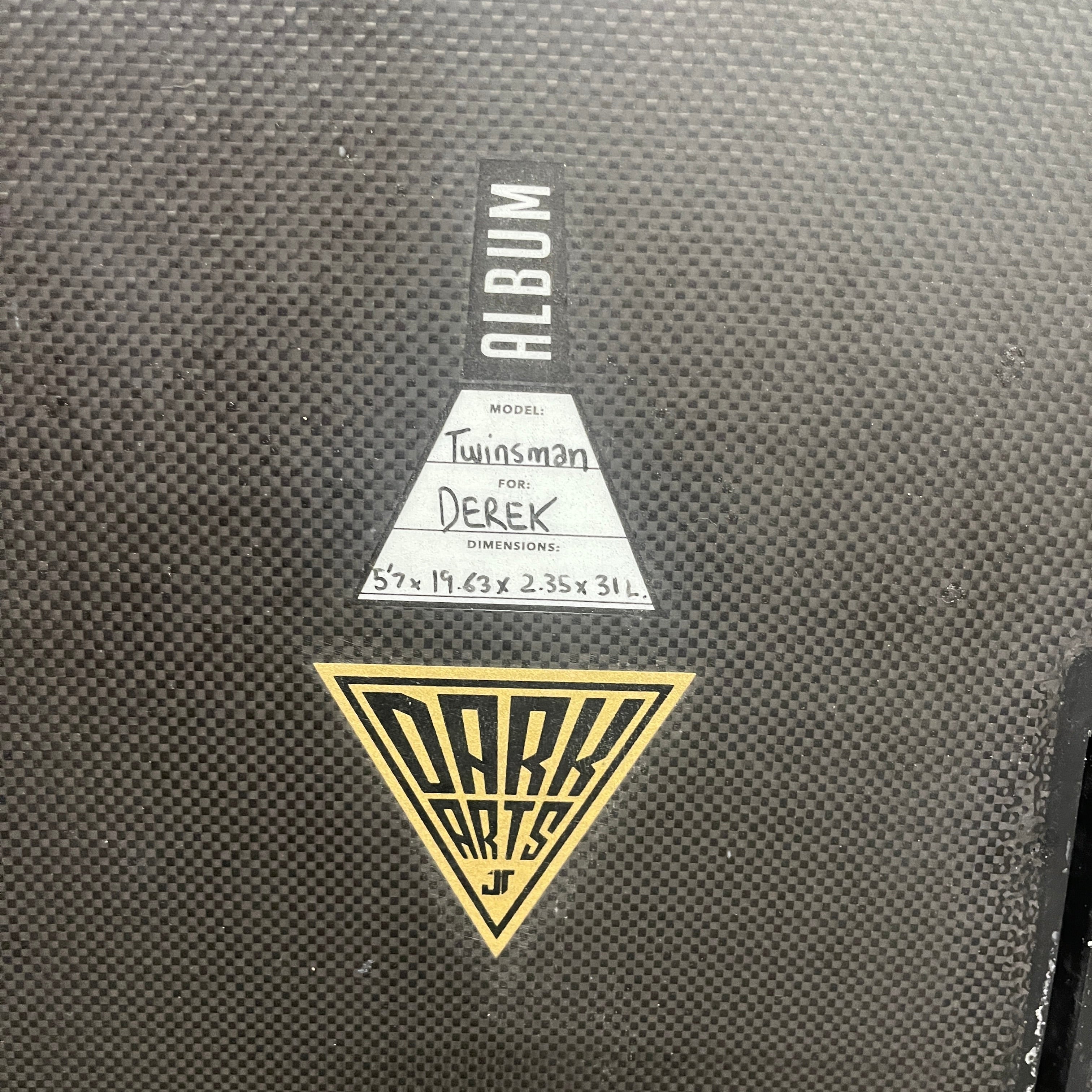 5ft7in Album, Consignment