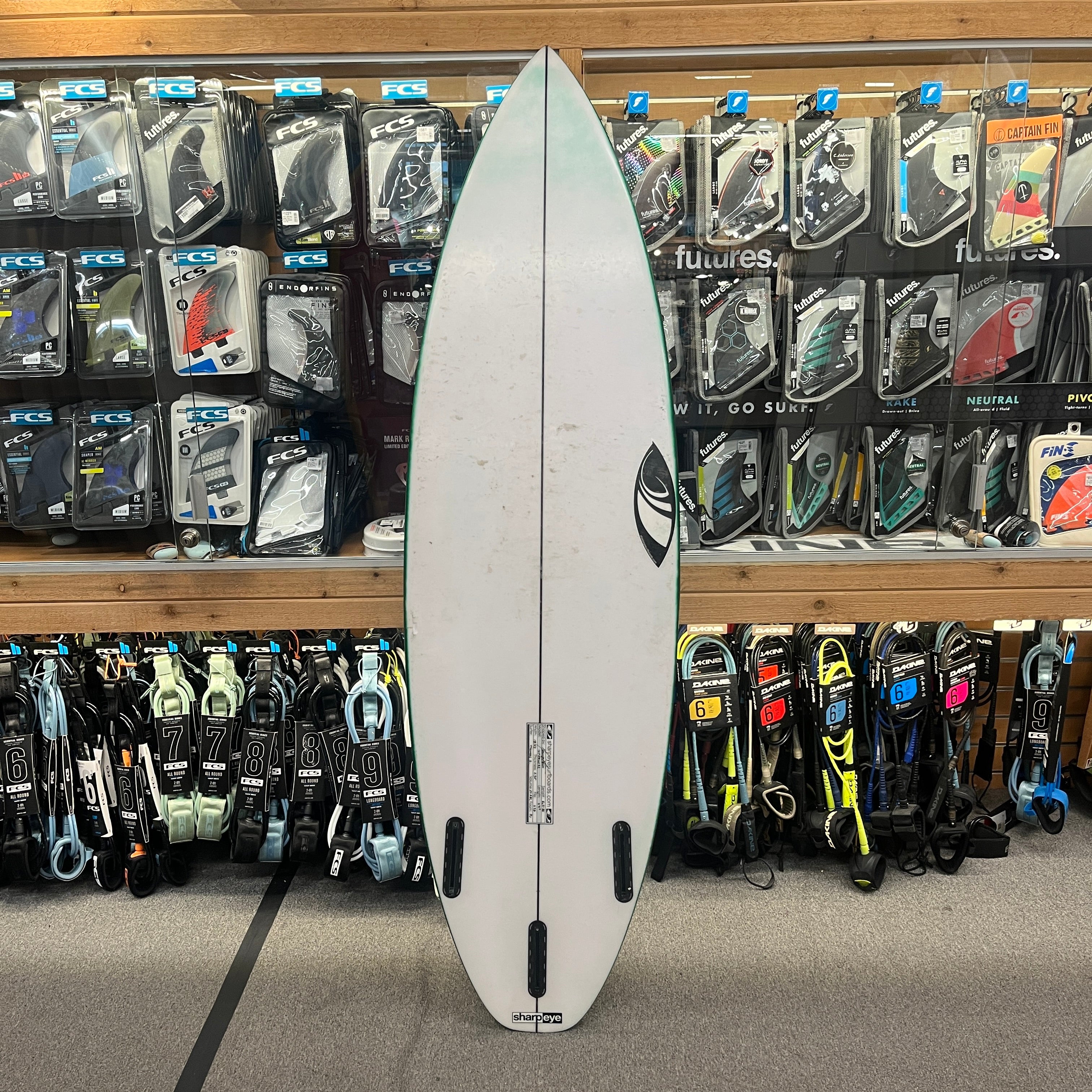 Sharp Eye Inferno 72 5ft9in, Consignment