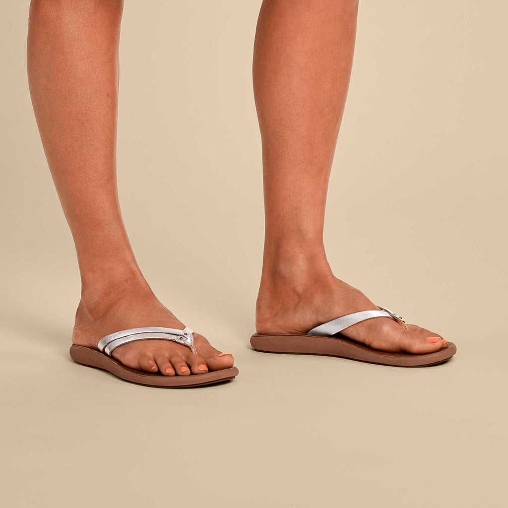 Olukai Kapehe Luana Womens Sandal 2KFM-Silver Sahara 6