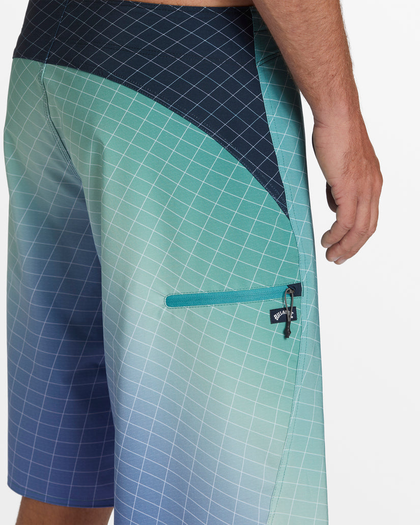 Billabong Fluid Pro Boardshorts BLS0 40
