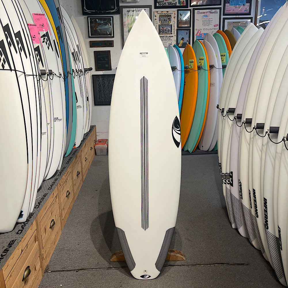 Sharp Eye Surfboards Disco Fusion E2 FCS2 5ft10in