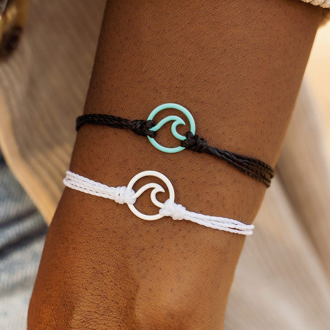 Pura Vida Enamel Wave White Bracelet WHIT OS