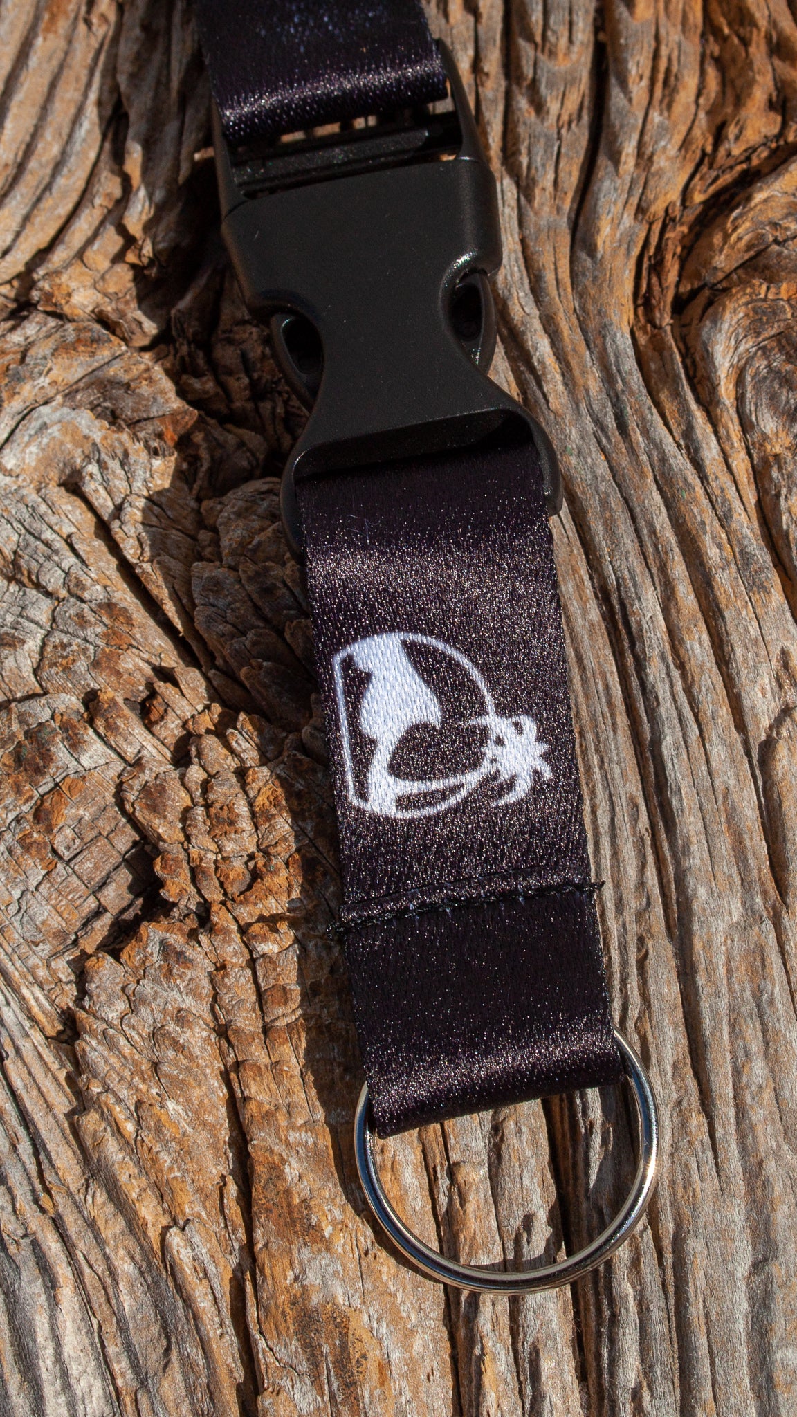 Island Water Sports Lanyards BlackLogo OS