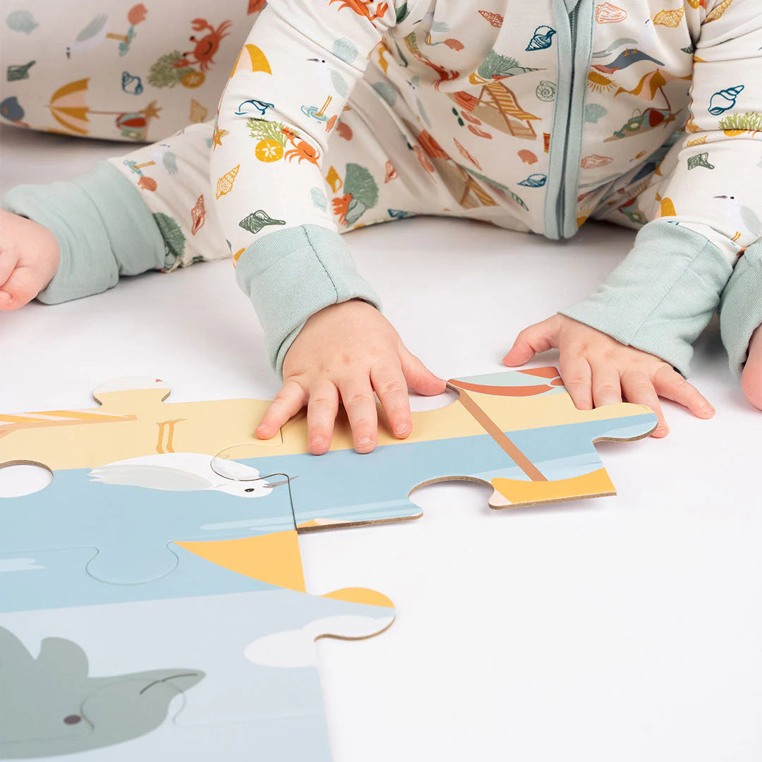 Emerson Lucy's Room Puzzle Beach Day