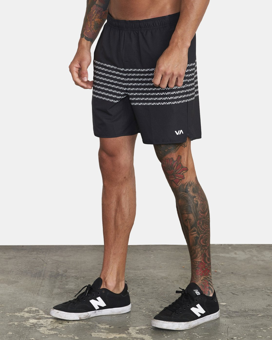 RVCA Yogger Stretch Shorts BKW S