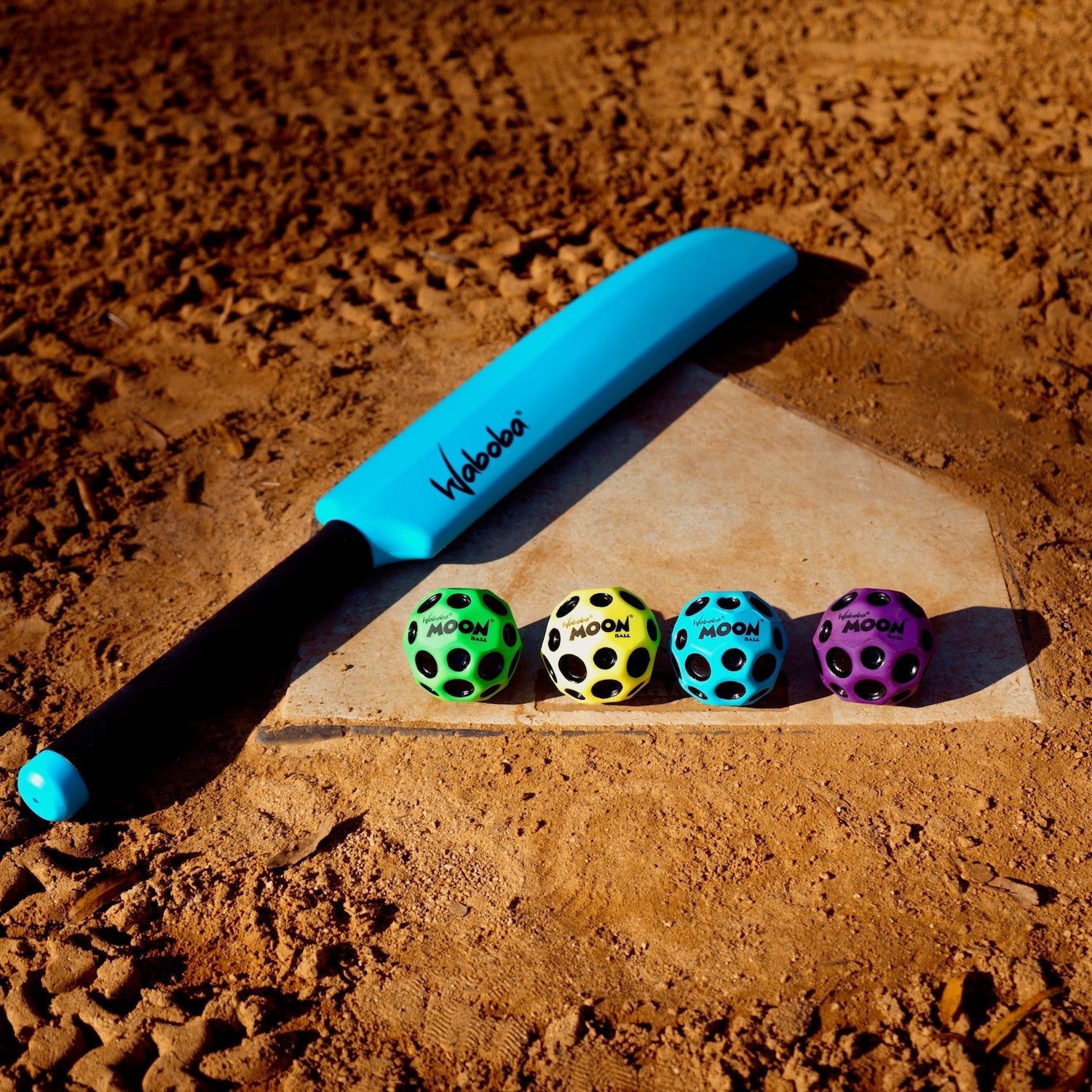 Waboba Land Cracket w/Moon Ball