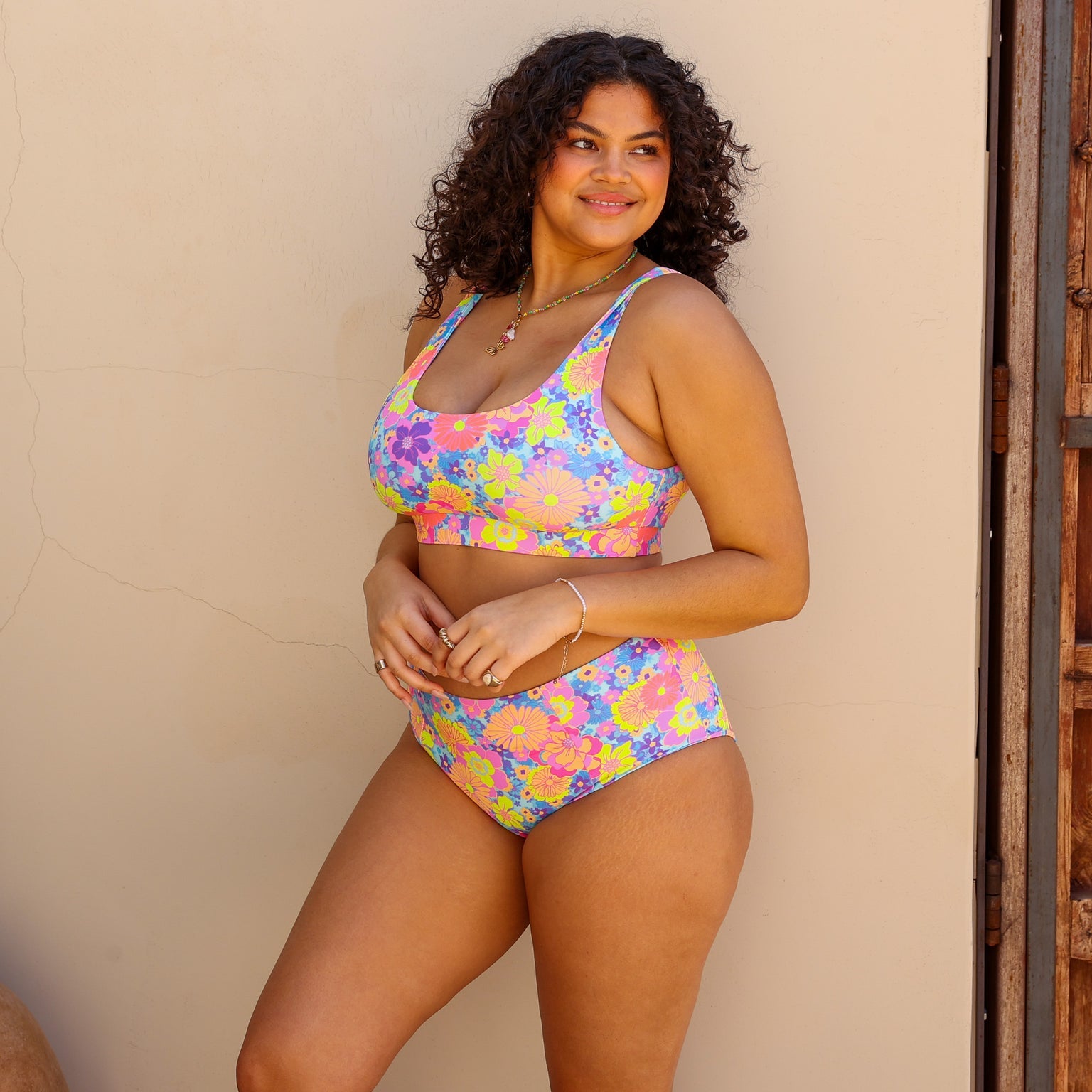 Kulani Kinis Long Crop Bikini Top Bermuda Bloom S