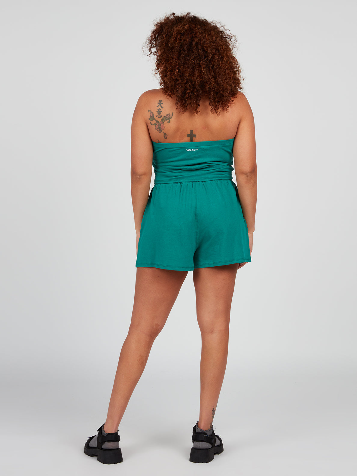 VOLCOM LIVED IN TUBE TOP JDE L