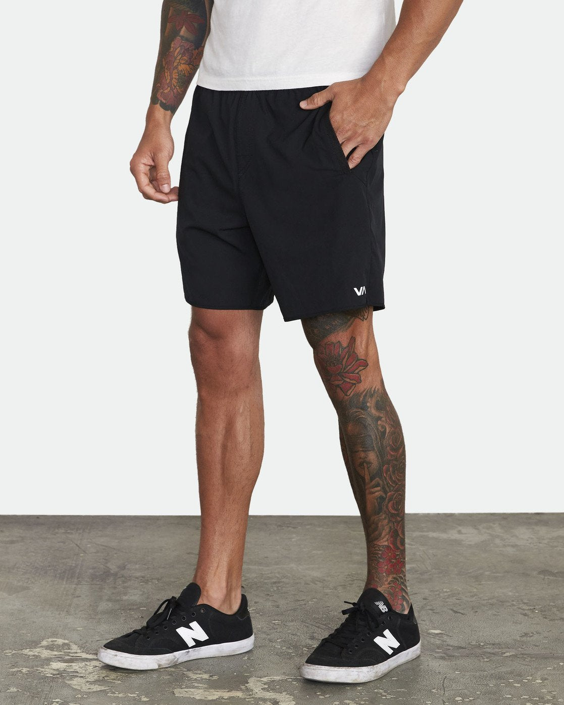 RVCA Yogger Stretch Short BLK-Black L