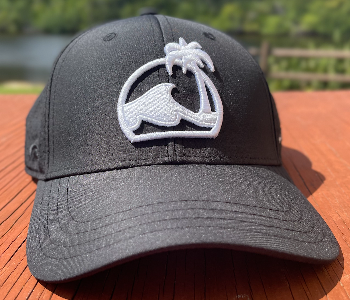 Island Water Sports SPF 50 Wave And Palm Hat Black/White OS