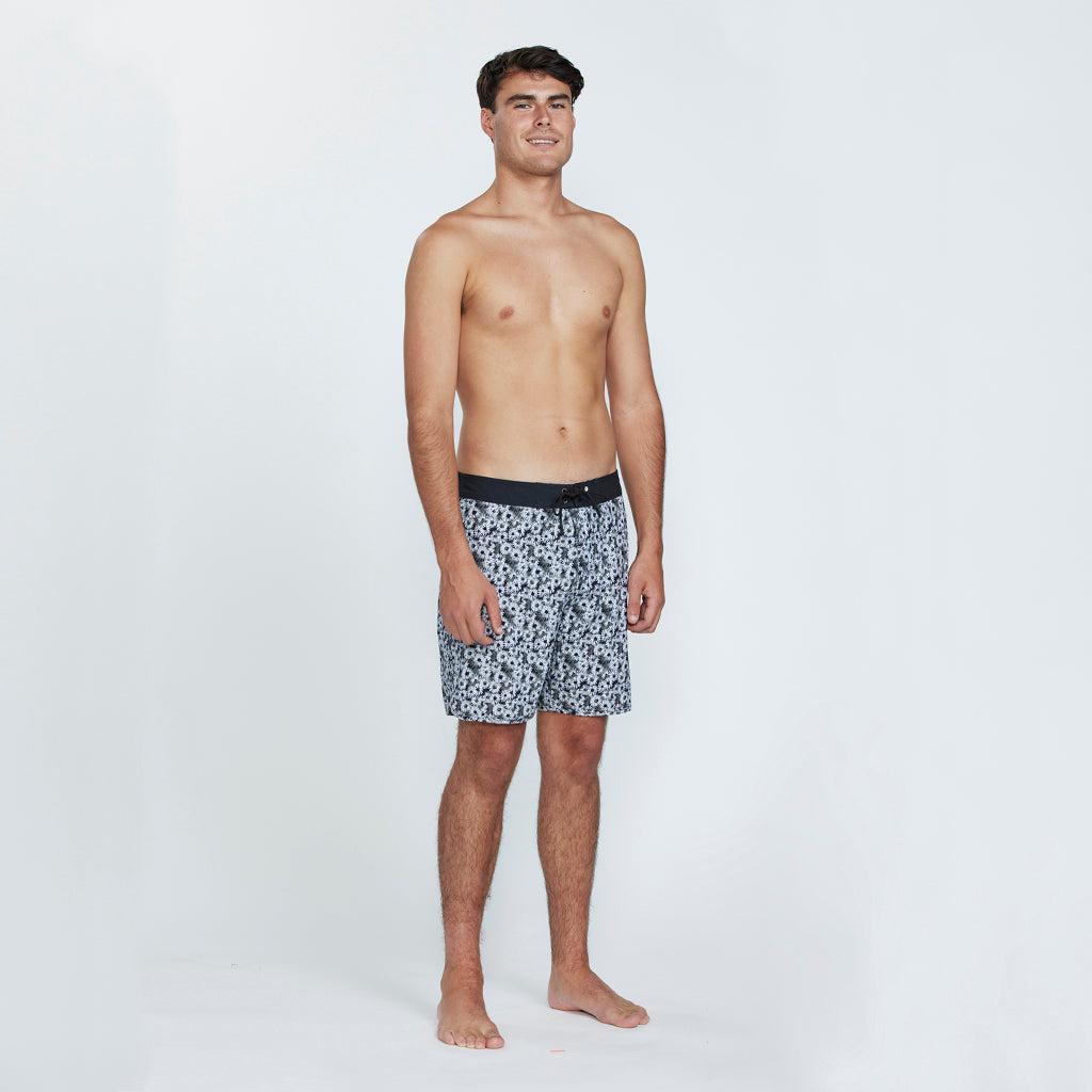 IPD Mums Boardshort BLK 33