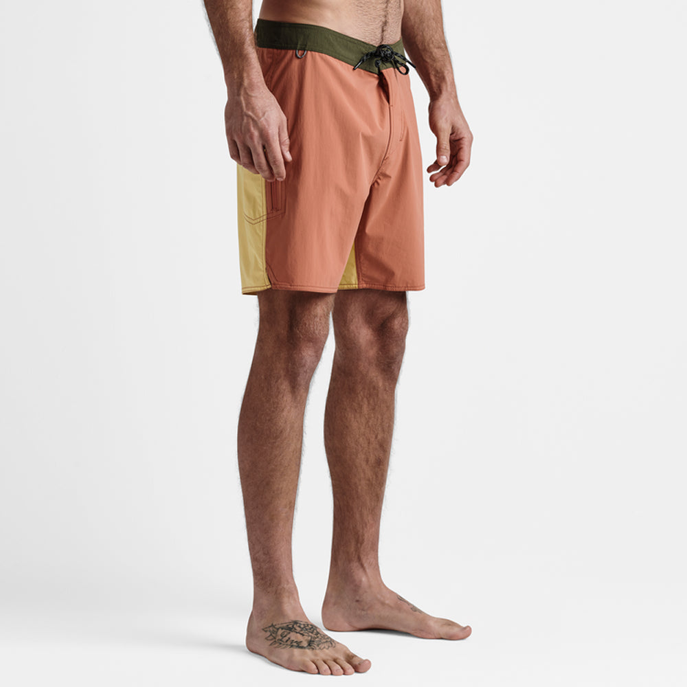 ROARK BOATMAN 2.0 17" SAFFRON SAF-SAFFRON RED 36