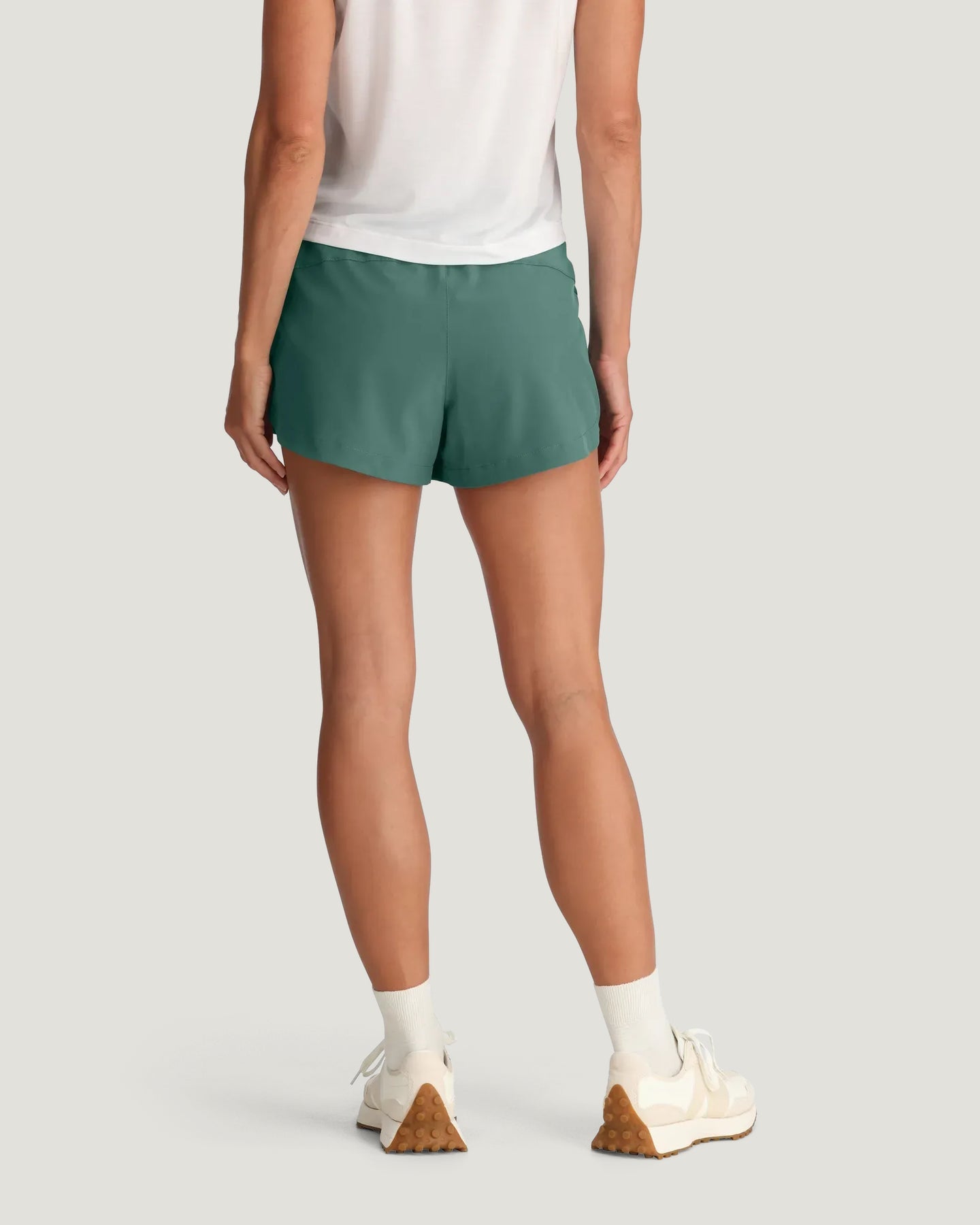 Free Fly Women's Bamboo-Lined Active Breeze Short 535-Sea Pine M