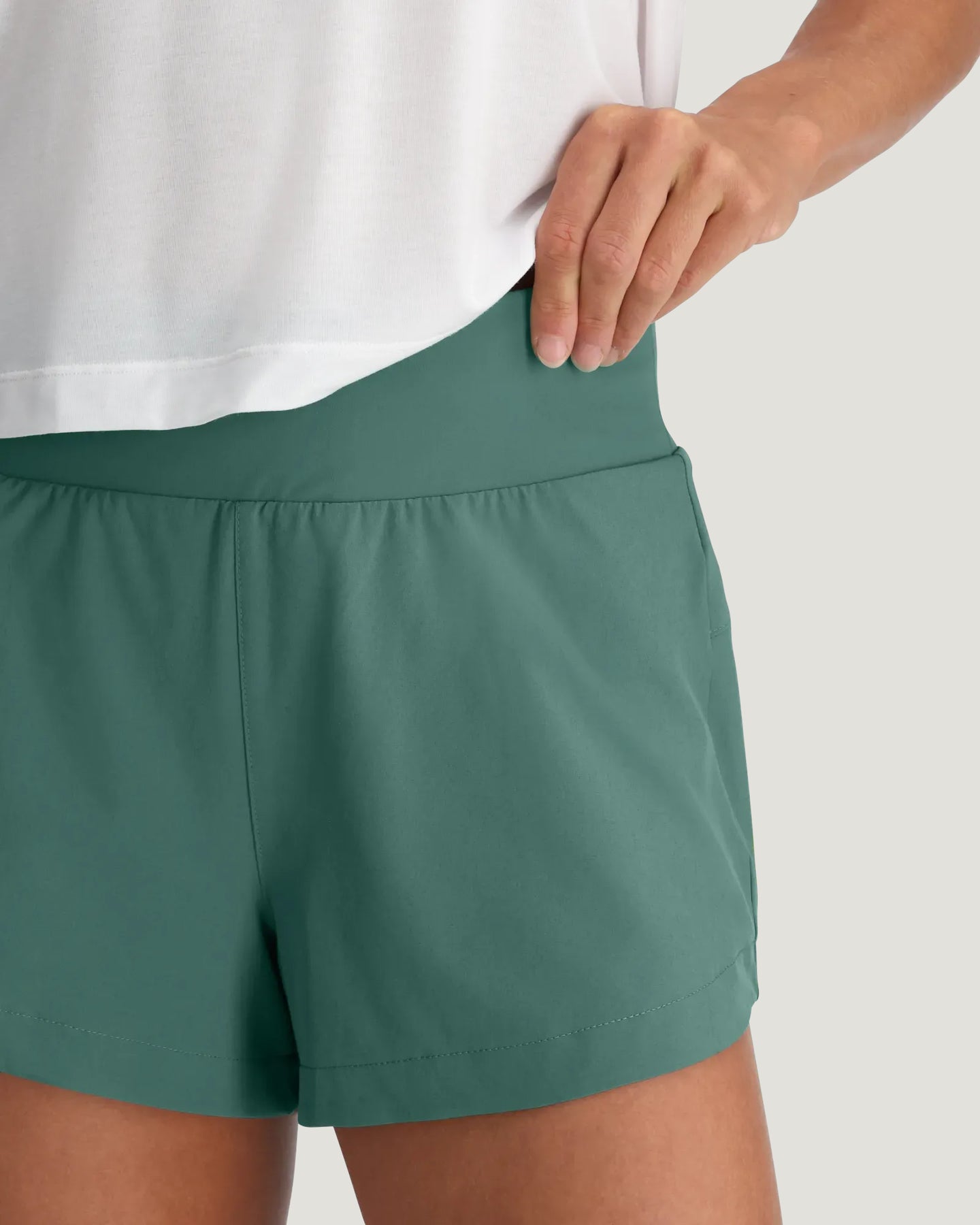 Free Fly Women's Bamboo-Lined Active Breeze Short 535-Sea Pine S