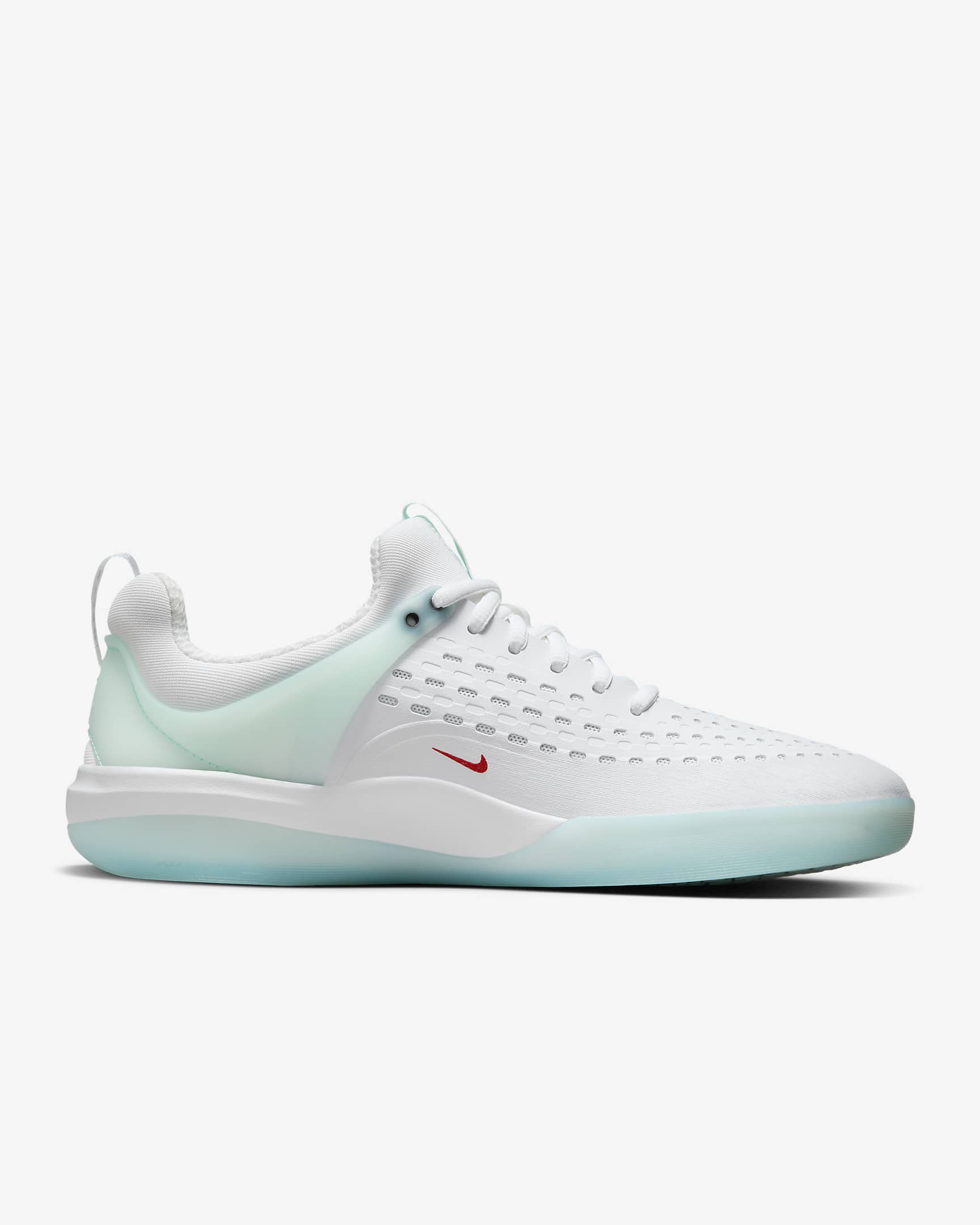 Nike SB Zoom Nyjah 3 400 Skylight 8