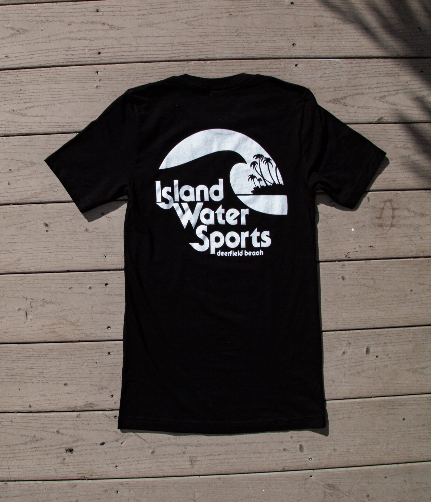 Island Water Sports Reverse Sticker S/S Tee Black/White XS