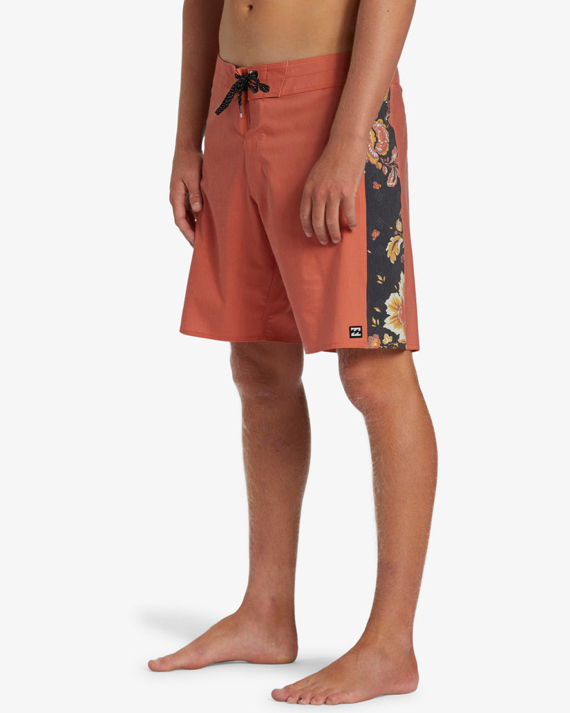 Billabong D Bah Pro Boardshort BNR 33