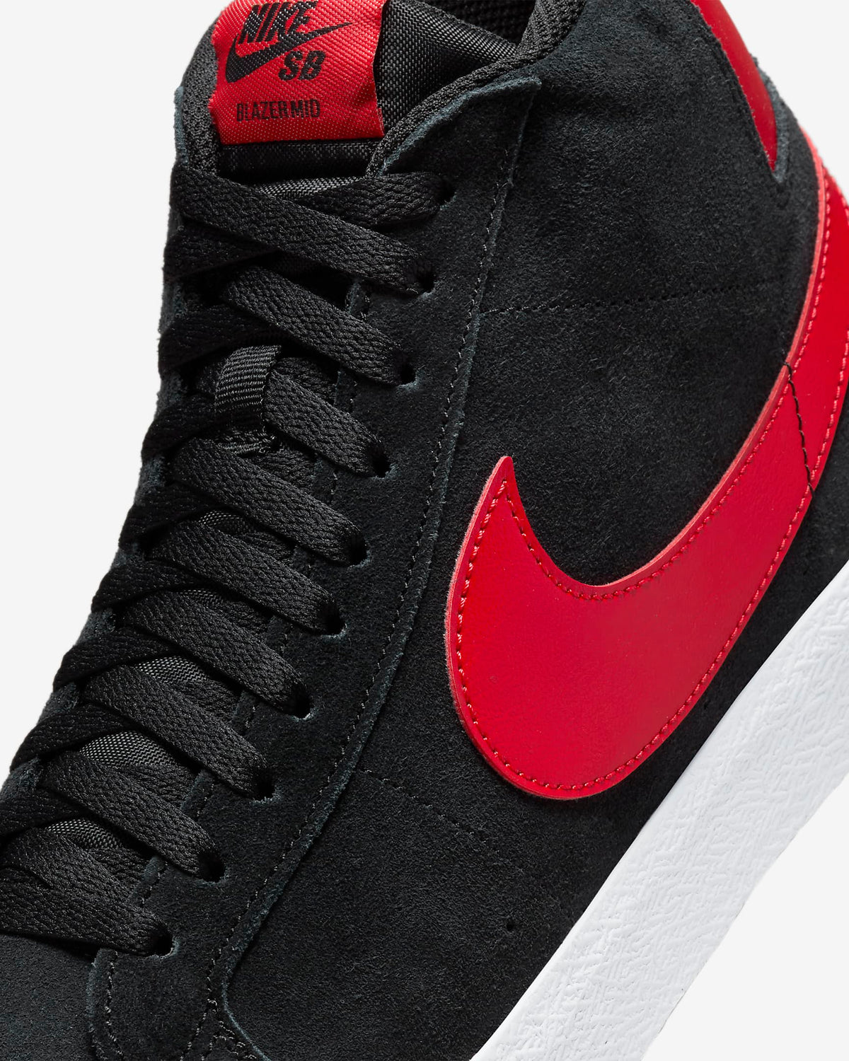 Nike SB Zoom Blazer Mid 002-Black/UniversityRed 10