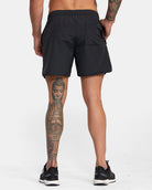 RVCA OUTSIDER BASECAMP SHORT 16 BLK XL