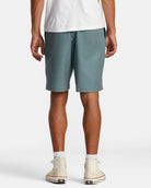 RVCA Balance Hybrid Short GNB0 33
