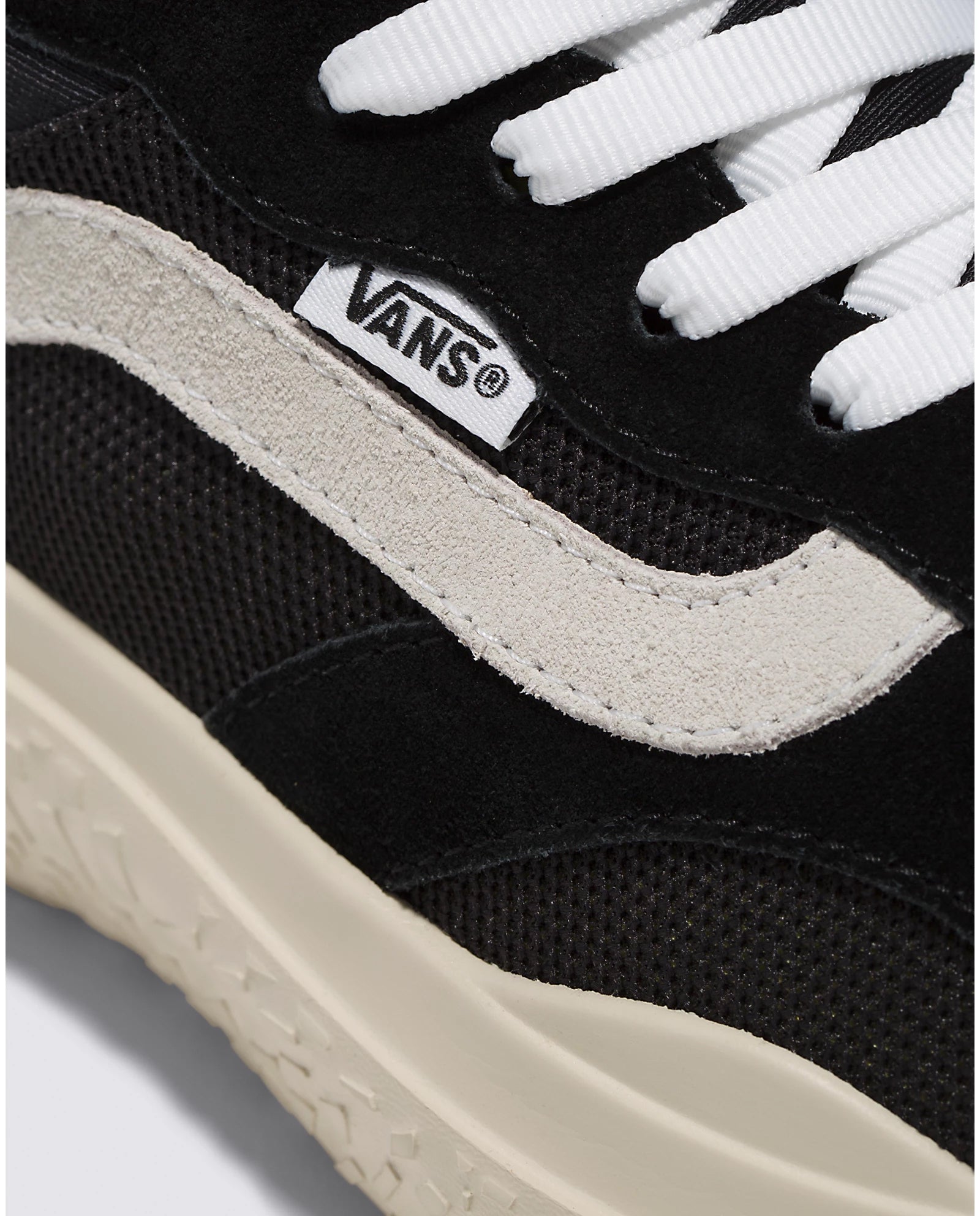 Vans MTE UltraRange Neo VR3 Black/White 11