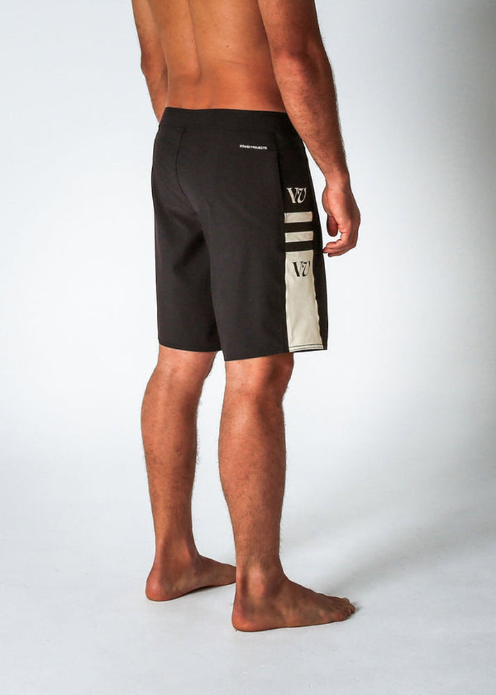 Rivvia Projects Disclosure Boardshort Black/Bone 34