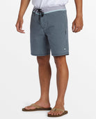 Quiksilver Street Trunk Utility Short KZM0 36