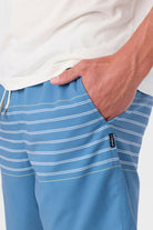 O'Neill Perform Light Lined 17in Elastic Short CPBL XL