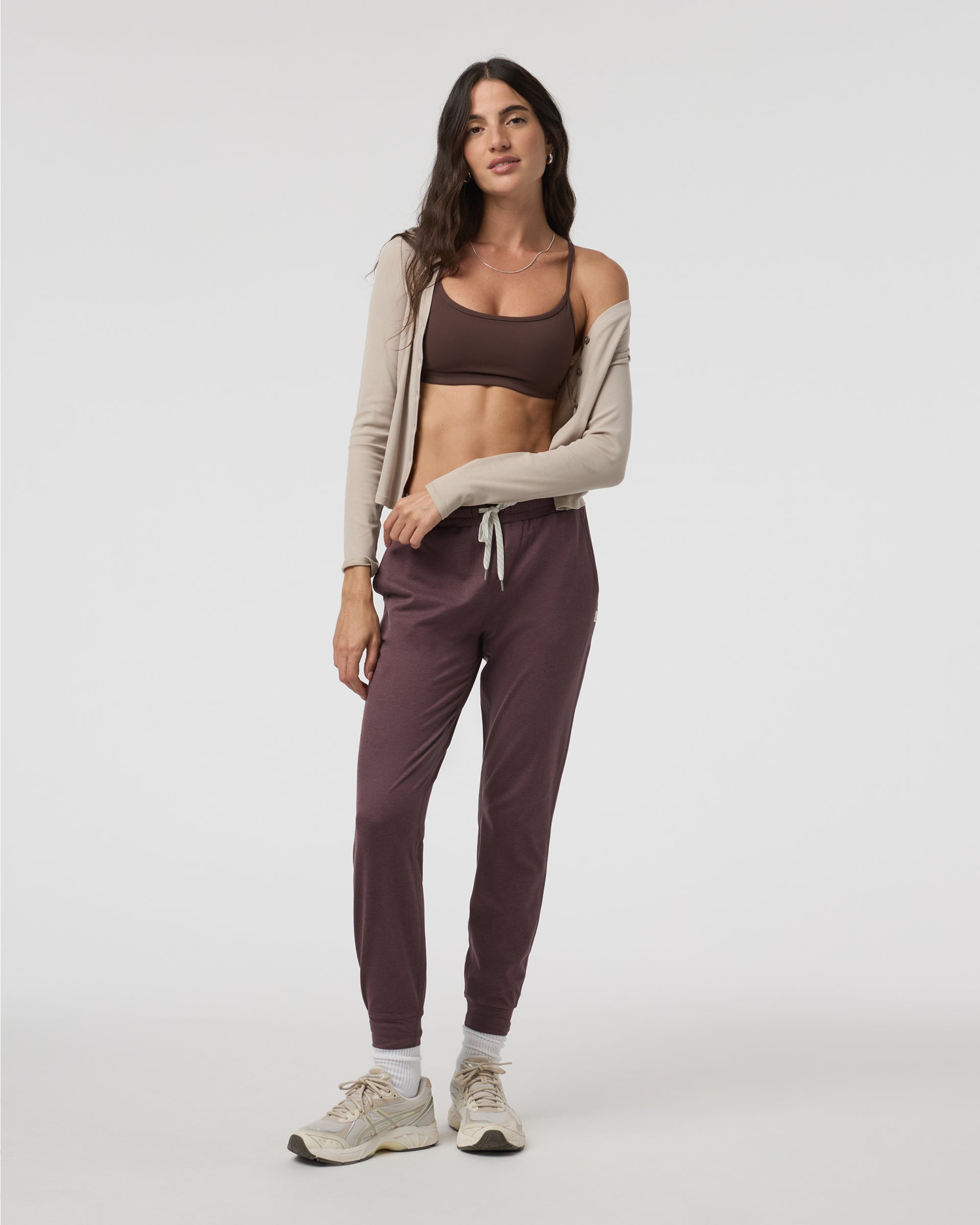 Vuori Womens Performance Jogger HEY-ElderberryHeather L
