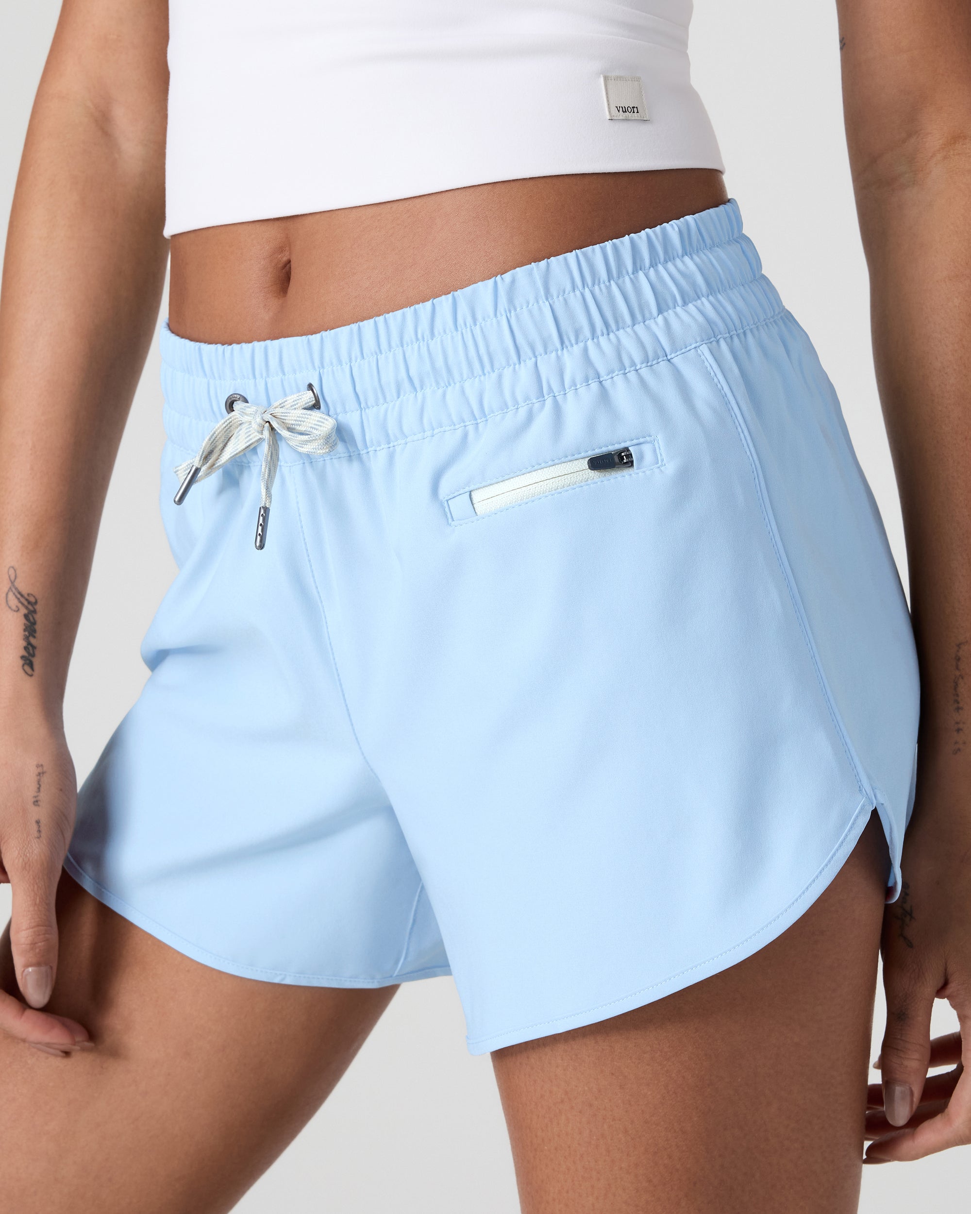 Vuori Clementine 4" Short 2.0 SUR L