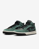 Nike SB React Leo 302-VintageGreen/VintageGreen 9.5