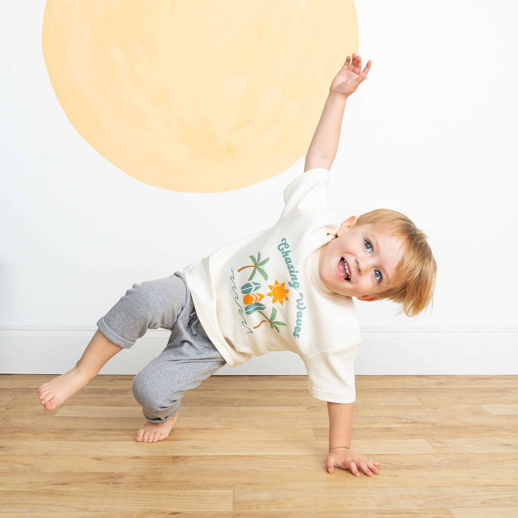 Emerson and Friends SS Tee ChasingWaves 2/3T