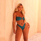 Kulani Kinis Y Bikini Bottom Cenote M