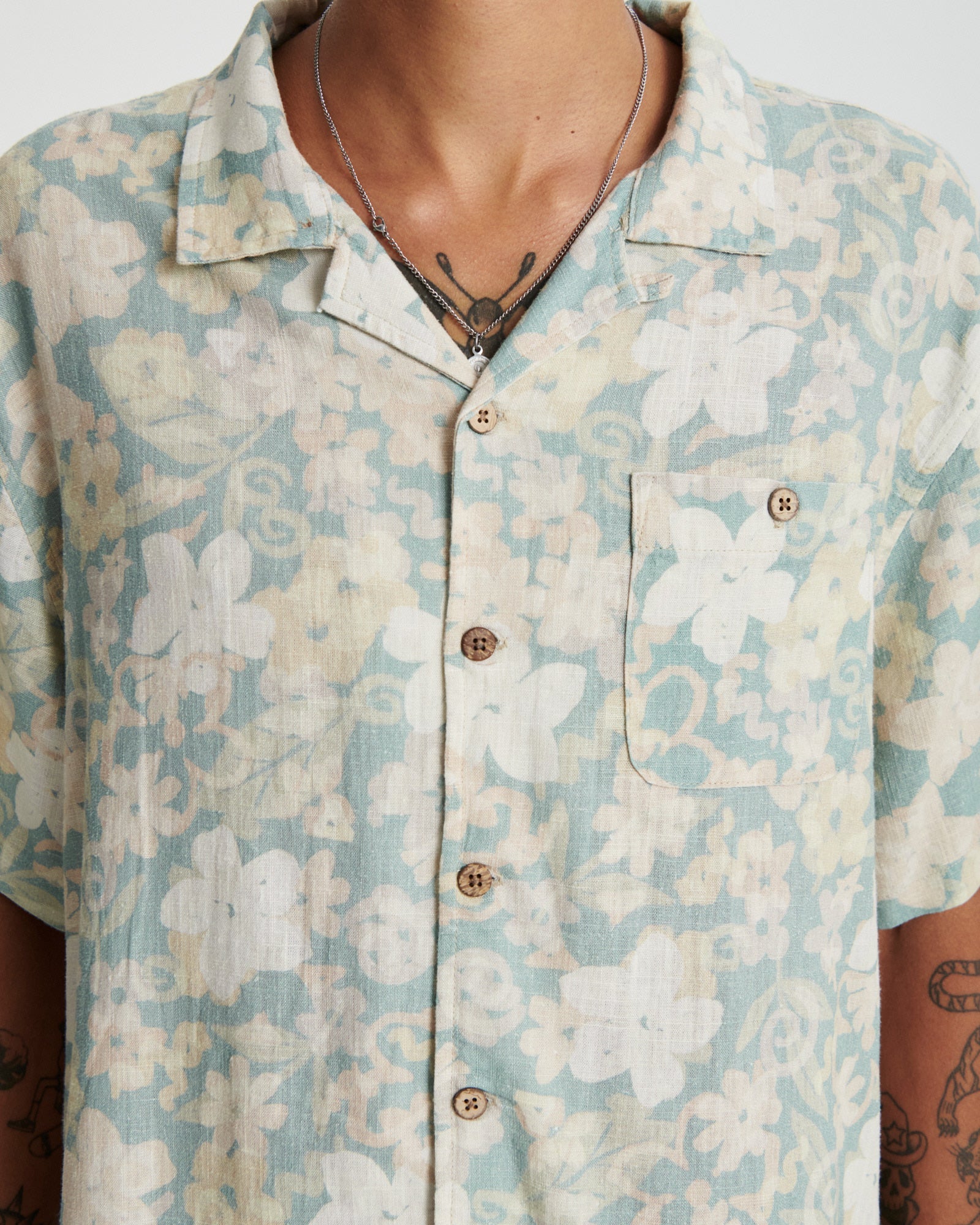 The Critical Slide Society Astro Resort Shirt ECRU S