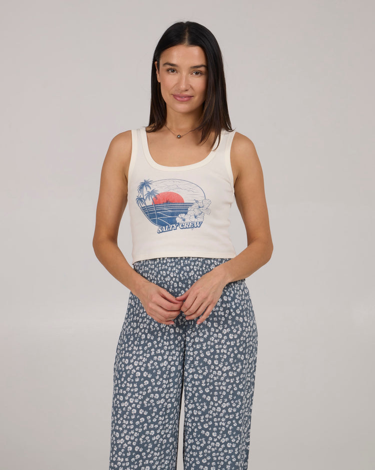 Salty Crew Beach Scene Crop Tank  OffWht XS
