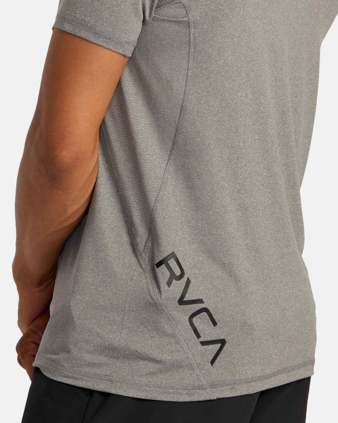 RVCA Sport Vent SS Tee HGR M