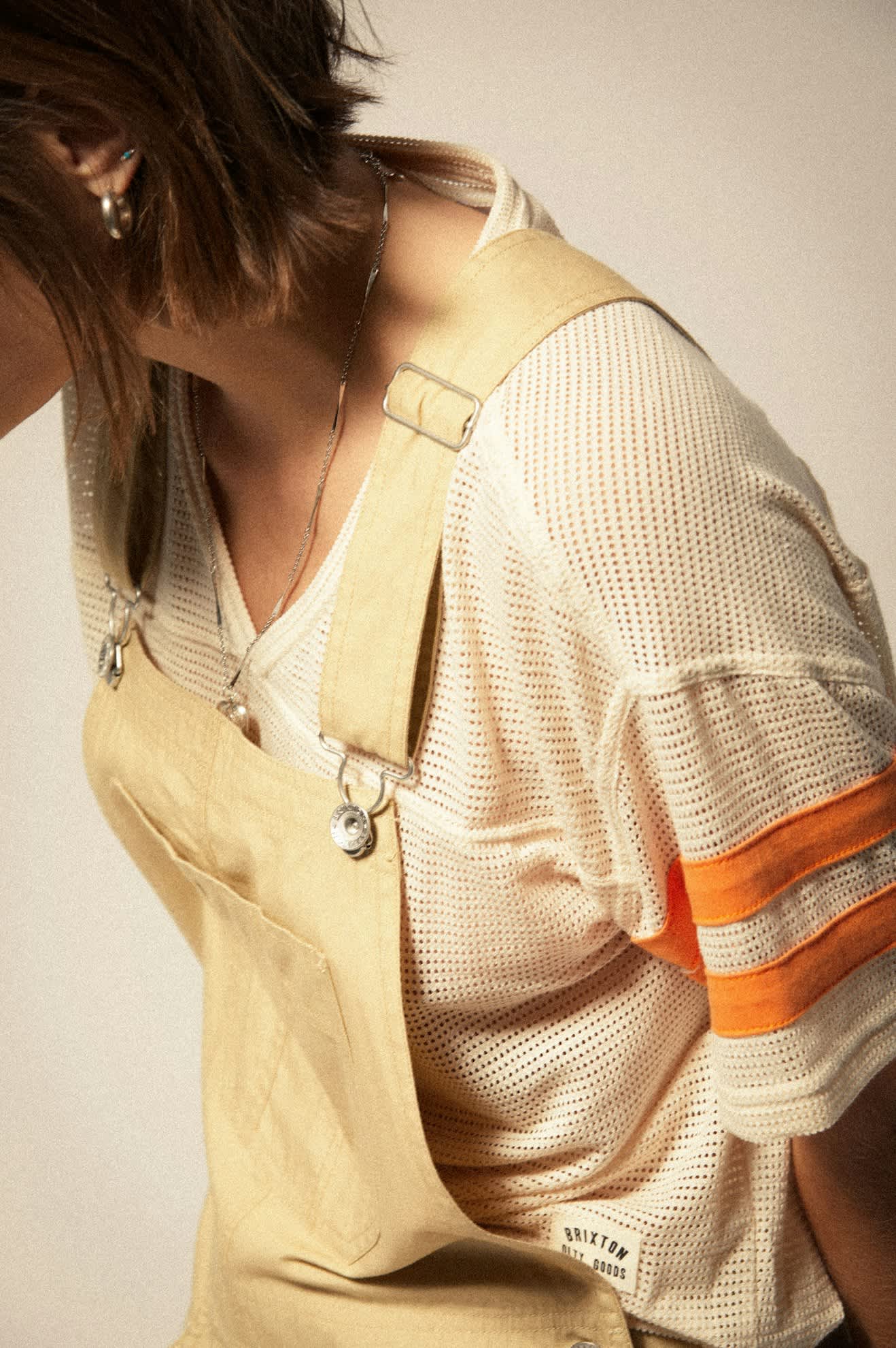 BRIXTON VARSITY FOOTBALL MESH TEE WHTCP-WHITECAP M