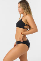 O'NEILL SALTWATER SOLIDS HUNTINGTON BRALETTE TOP BLK M