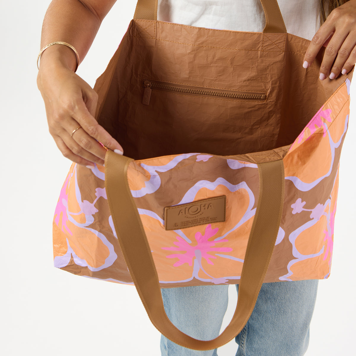 Aloha Holo Holo Tote Pua Waikiki - Toffee OS