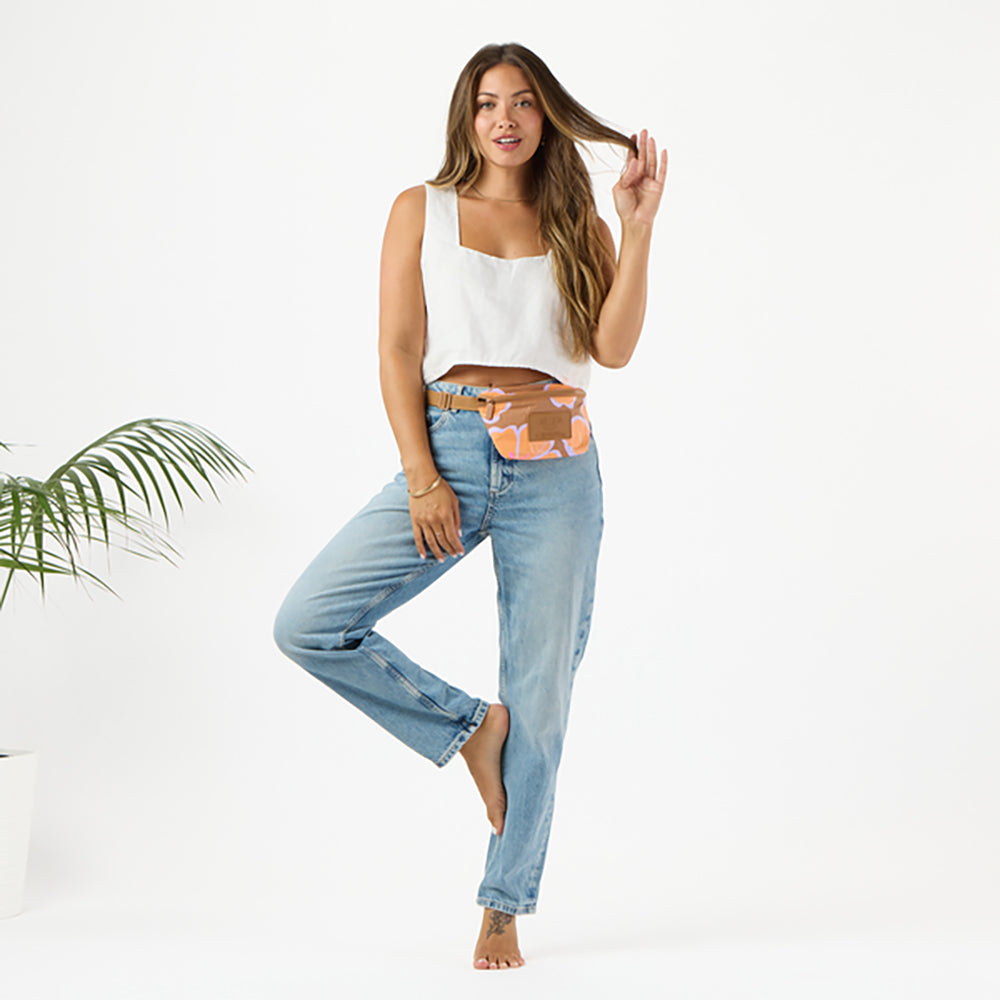 Aloha Mini Hip Pack Pua Waikiki - Toffee OS