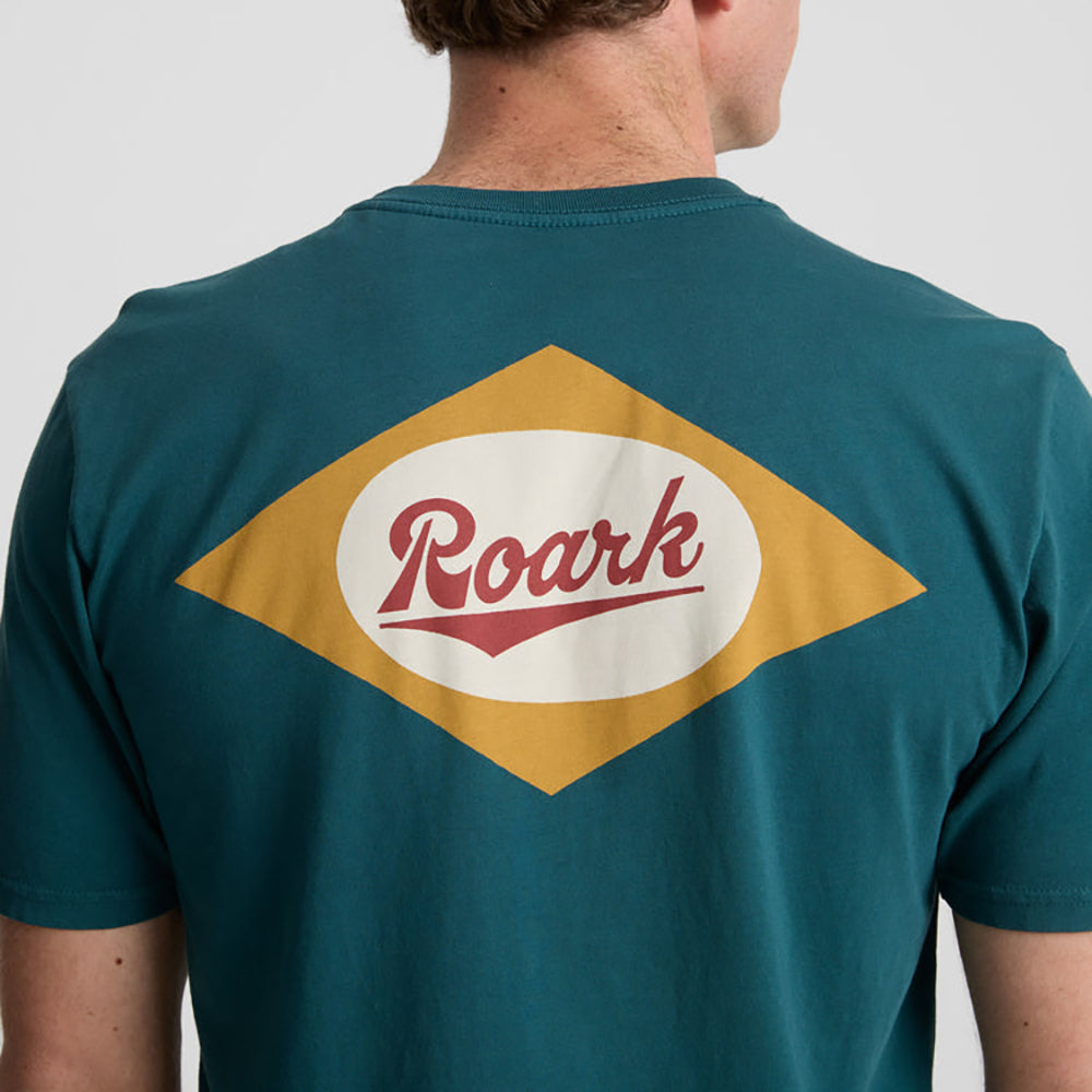 Roark Diamond Script SS Tee DPS-DEEP SEA XL