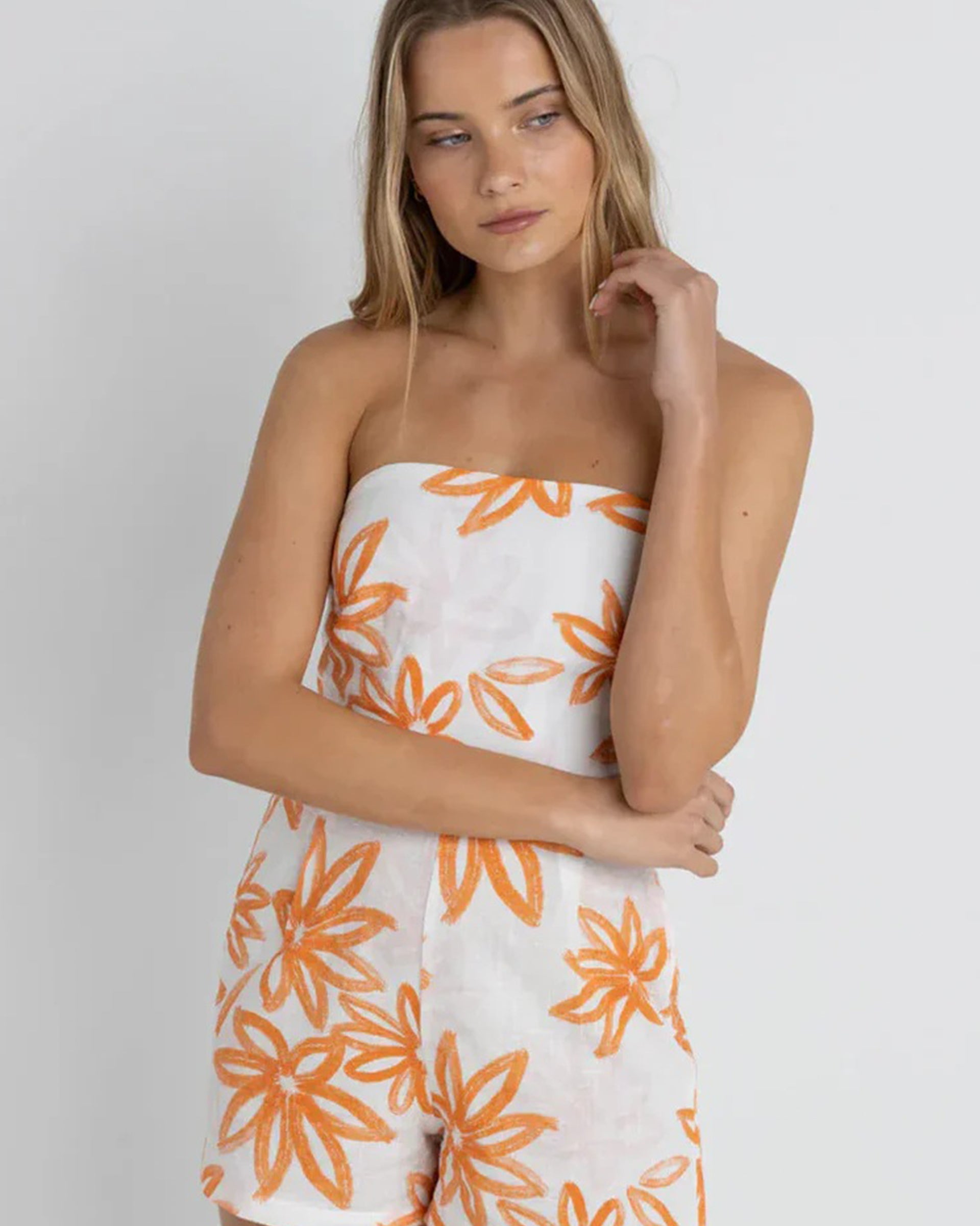 RHYTHM SANCTUARY FLORAL STRAPLESS ROMPER WHT-WHITE 4L