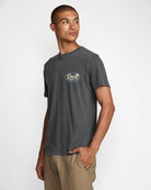 RVCA FROND SCRIPT SS PTK-PIRATE BLACK S