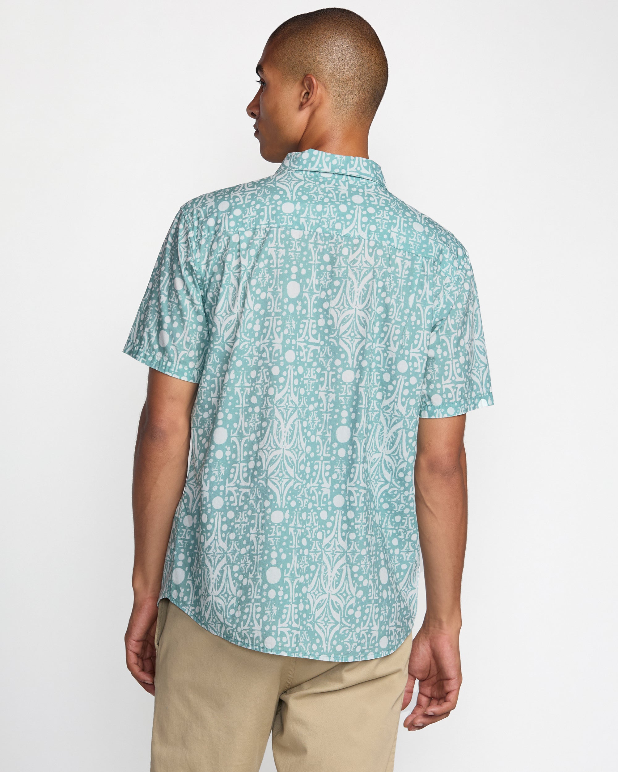 RVCA JACOBS ARCHIVE PRINT SS BN4-BLUE HAZE XL